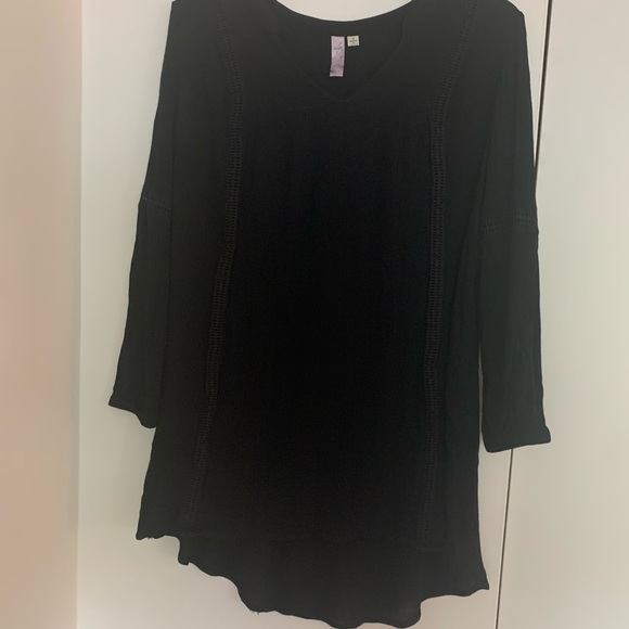 Alya Black V-Neck Long Sleeve Boho Flowy Dress - Picture 9 of 12